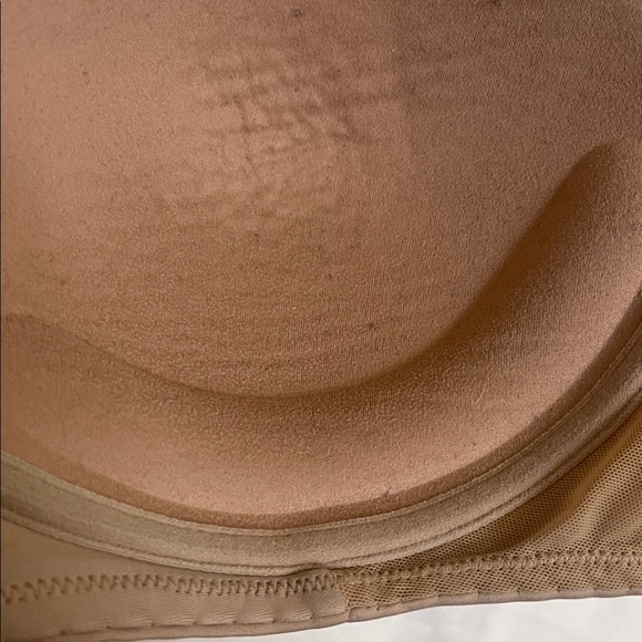 Women's Lace Trim Bra in Tan - Picture 4 of 4